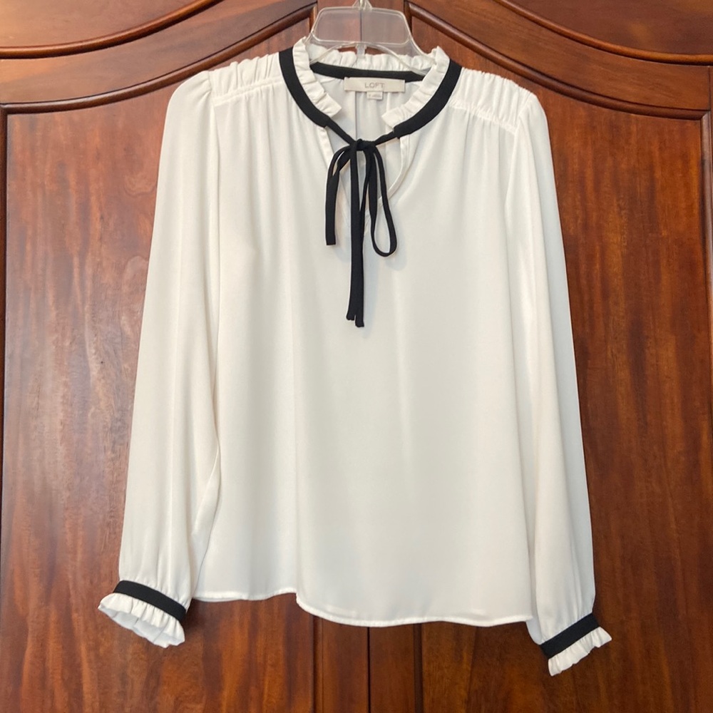Loft, long sleeved blouse with neck tie closure, Sz S